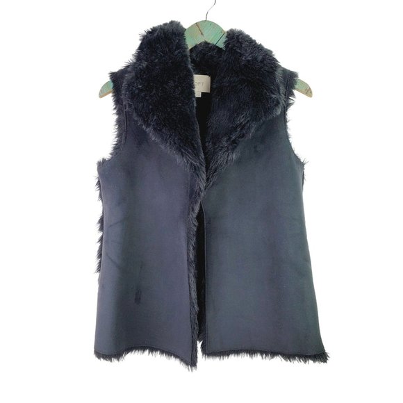 LOFT Jackets & Blazers - LOFT Suede Faux Fur Reversible Vest NWOT XS